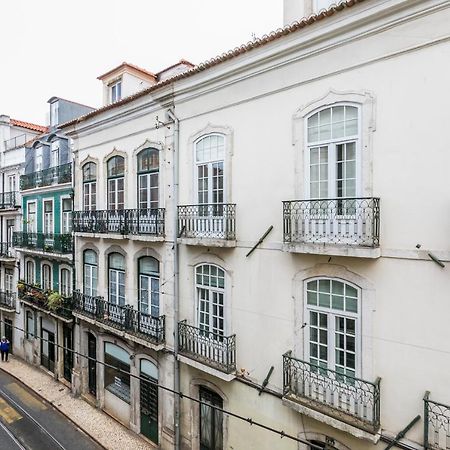 Апартаменты Lxway Lisboa Aos Poiais Экстерьер фото